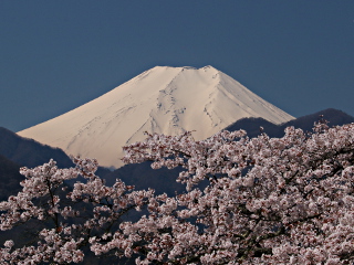 2014年4月15日の富士山写真