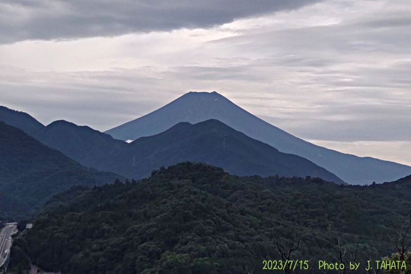 2023年7月日の富士山写真