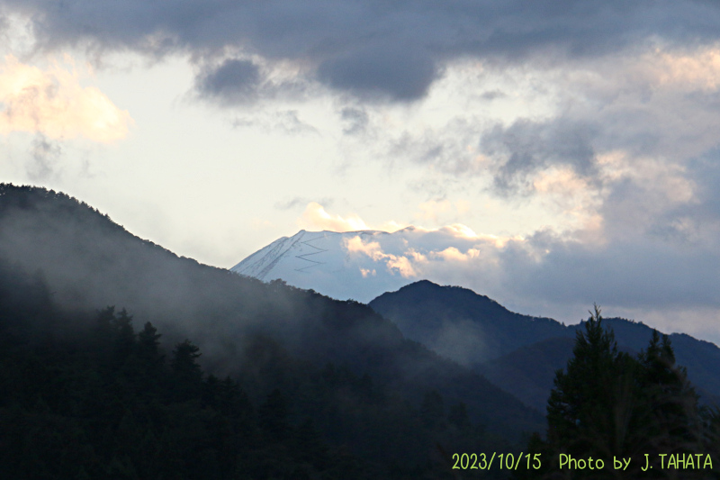 2023年10月15日の富士山写真