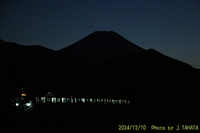 2024年12月10日の富士山写真