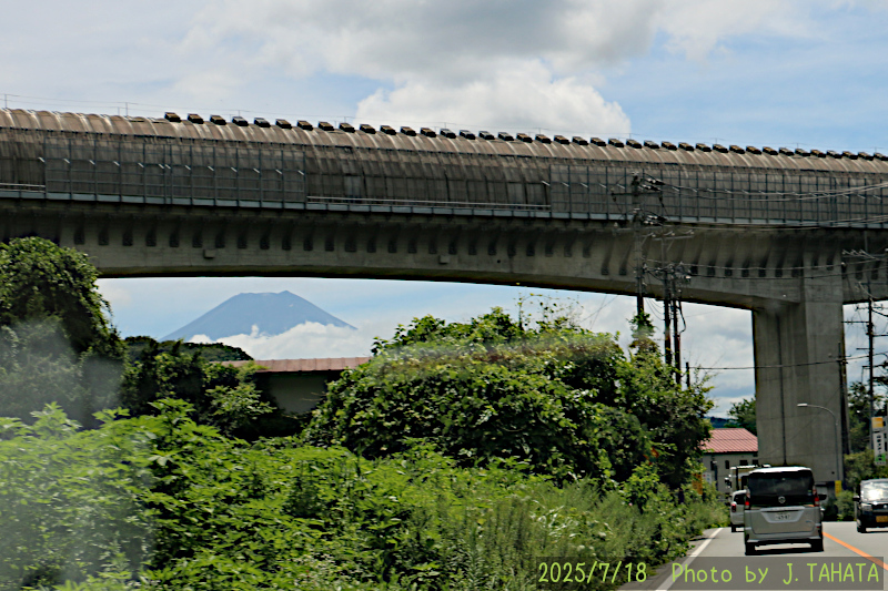 2025年7月18日の富士山写真