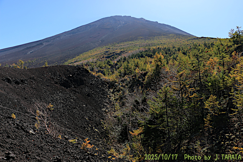 2025年10月17日の富士山写真