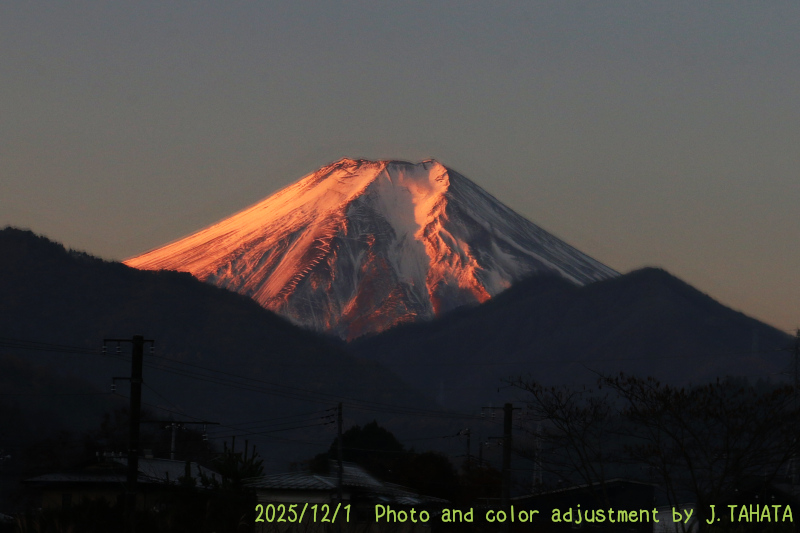 2025年12月1日の富士山写真